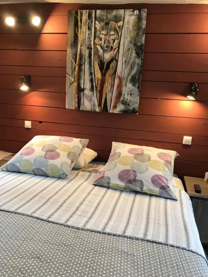 La Taniere Des Ours Bed & Breakfast